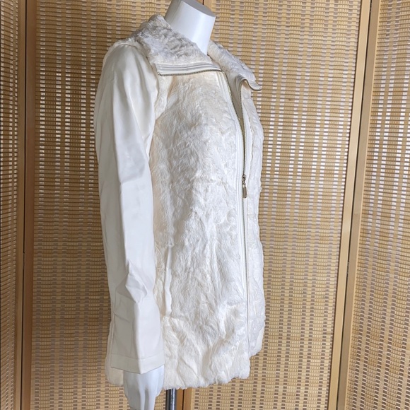 Dennis Basso Faux Fur Zip Front Jacket with Zip-Off Sleeves Size XXS - Picture 4 of 6